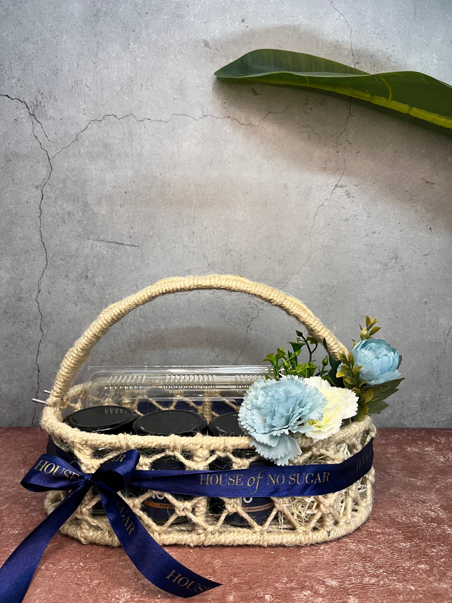 Round Metal Rope Basket